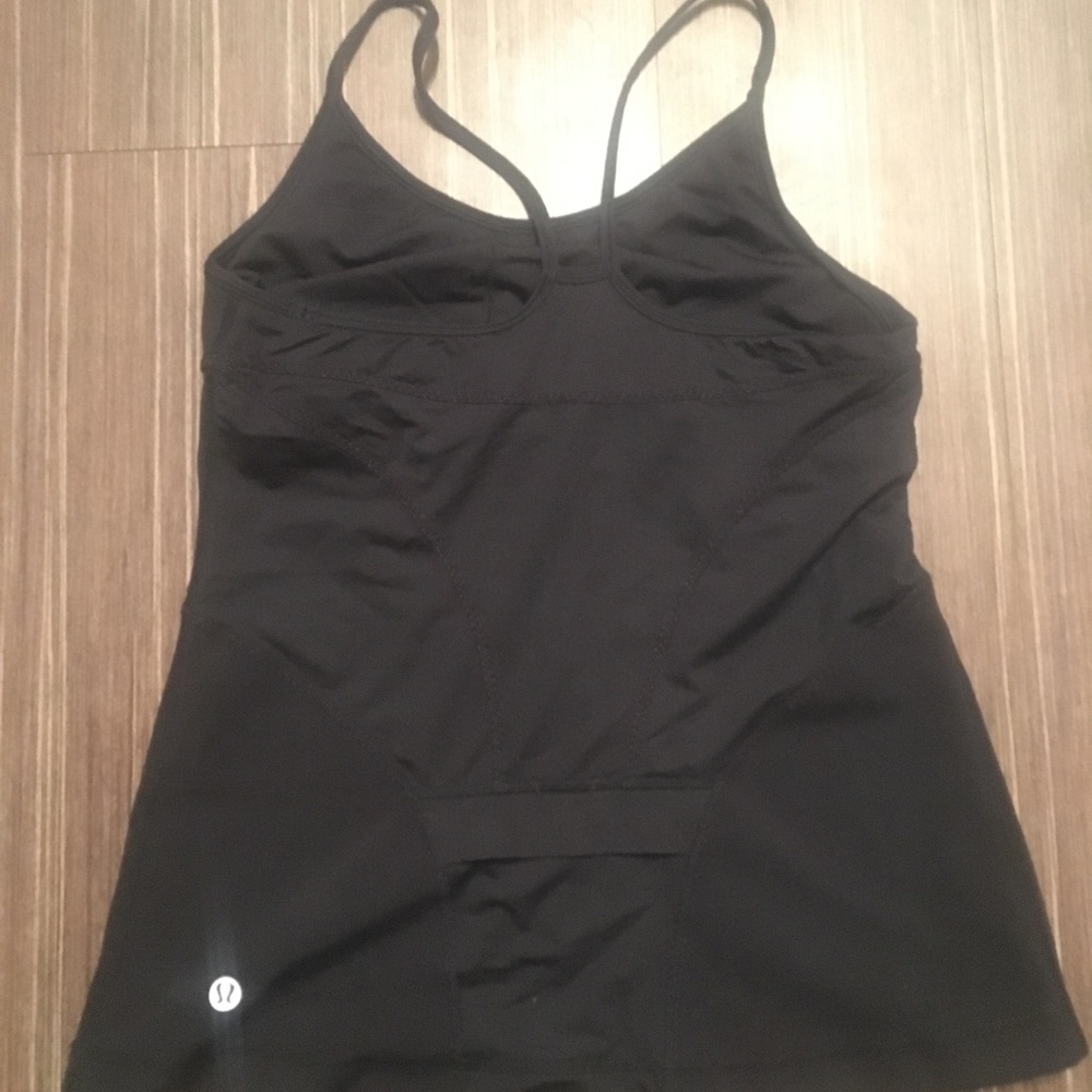 Lululemon tank